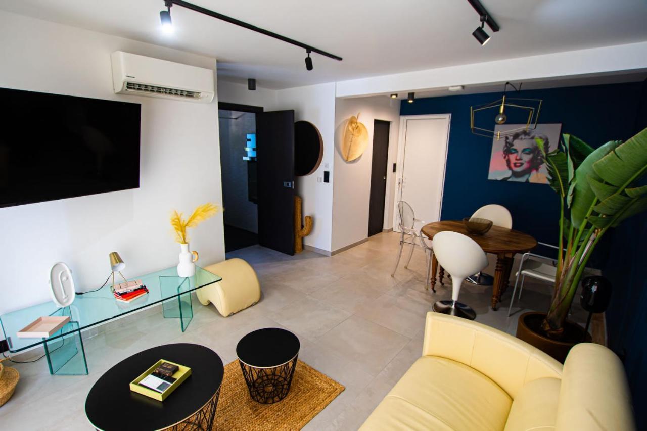 Appartement De Caractere Avec Jacuzzi Fréjus Exterior photo